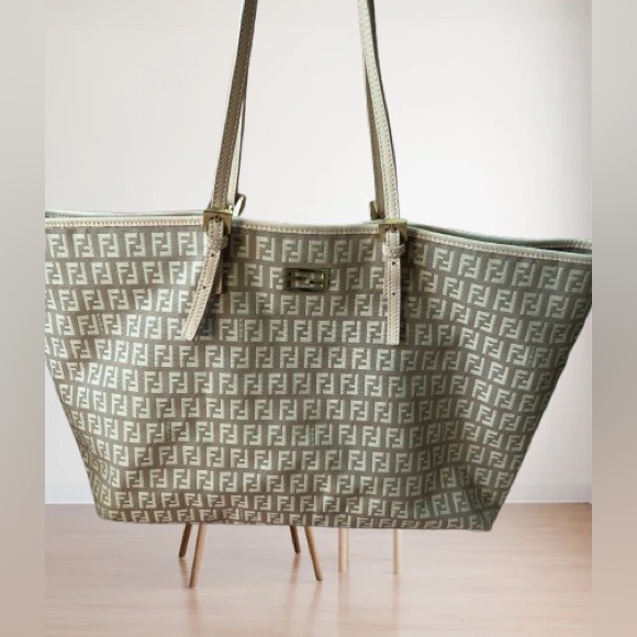 Fendi Monogram Tan Tote - Picture 2 of 15